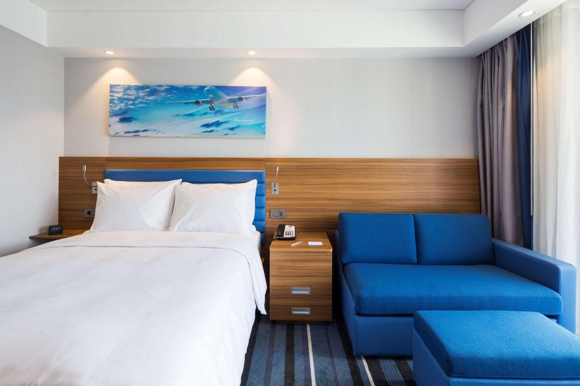 Hampton By Hilton Istanbul Kurtkoy Hotel Exterior photo