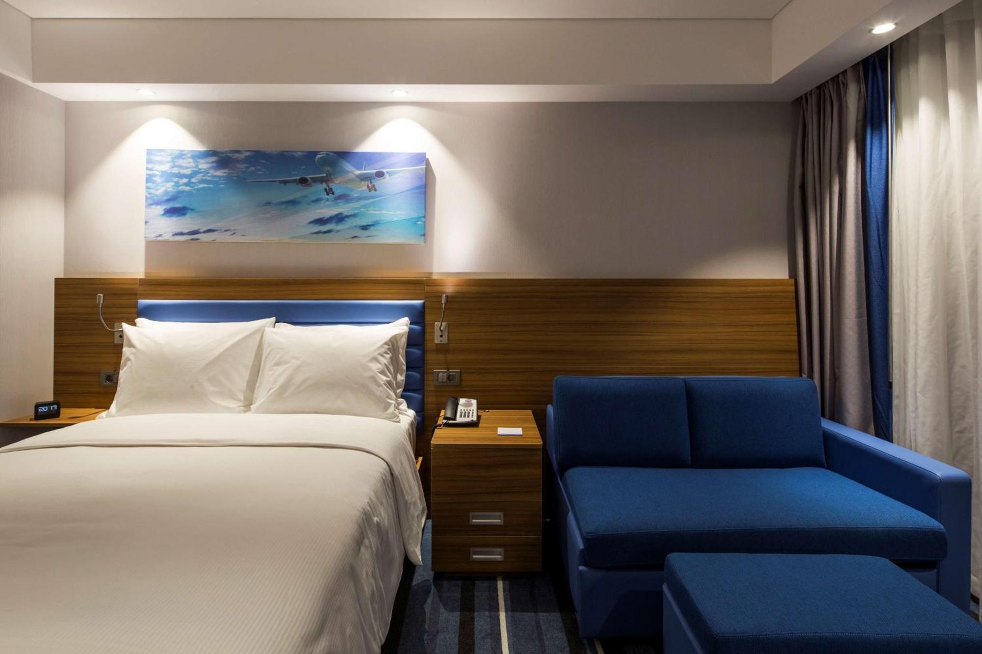 Hampton By Hilton Istanbul Kurtkoy Hotel Exterior photo