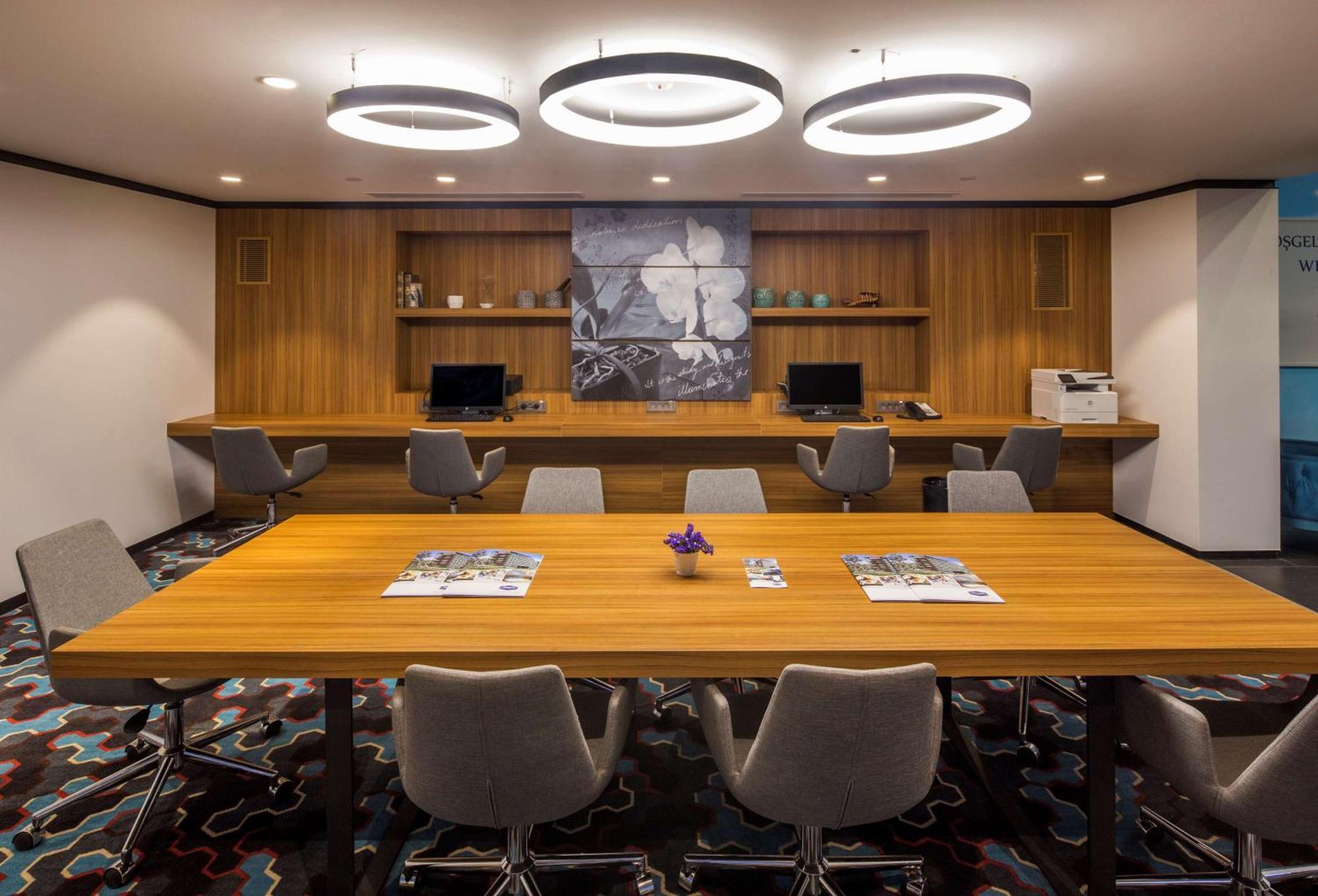 Hampton By Hilton Istanbul Kurtkoy Hotel Exterior photo