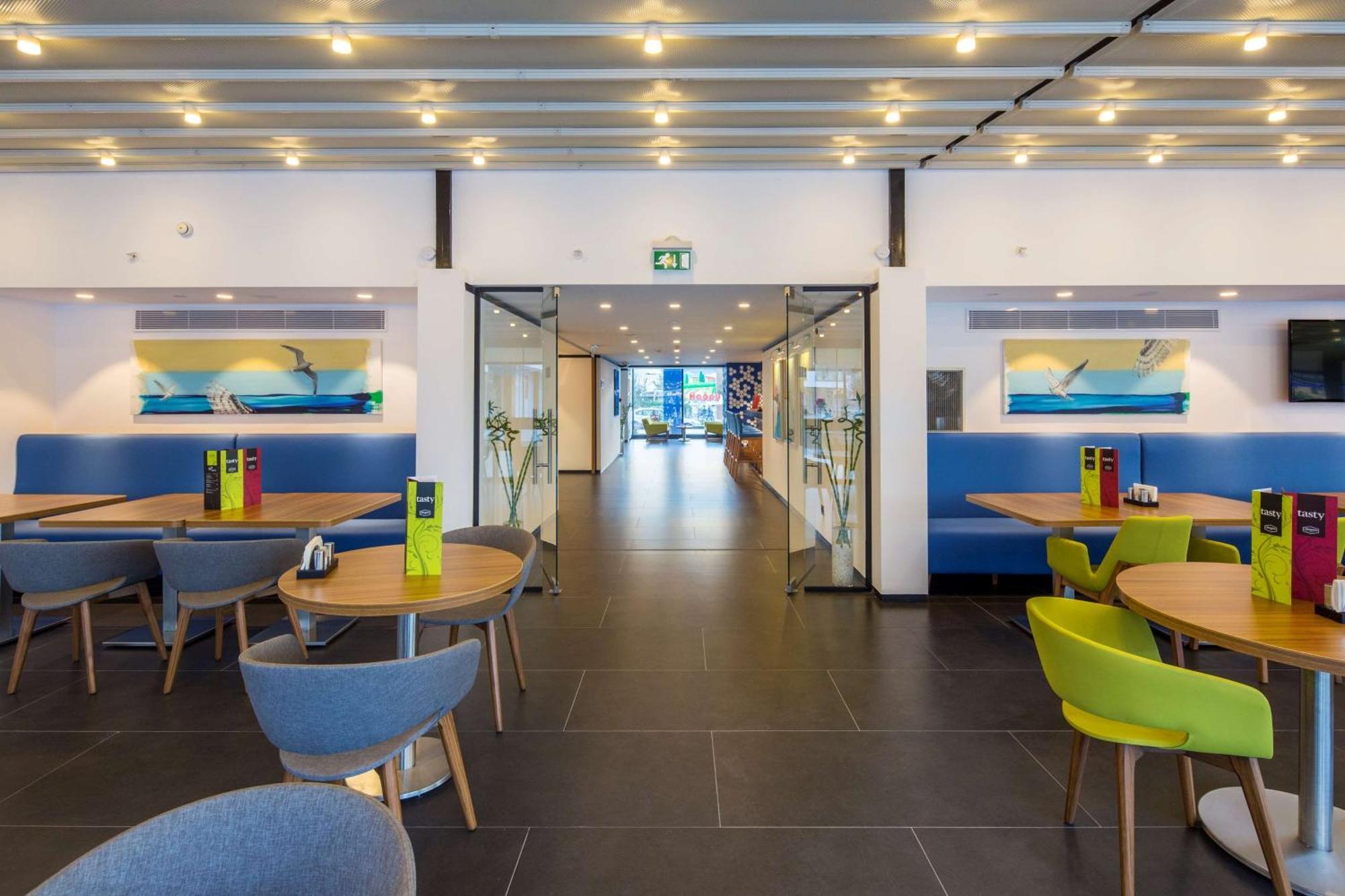 Hampton By Hilton Istanbul Kurtkoy Hotel Exterior photo